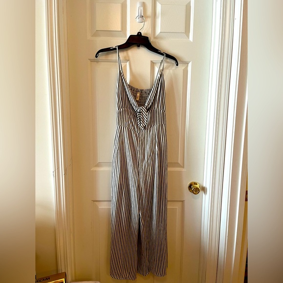 Elan Gray and White Striped Jumpsuit - Picture 3 of 9